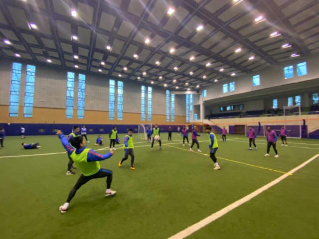 开云官网-申花透露老总正为球队找钱 约尼奇状态仅恢复两成