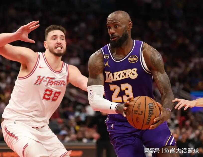 开云-湖人首轮对火箭，乌度卡谈老詹摊牌！雷迪克认清现实，两人成关键